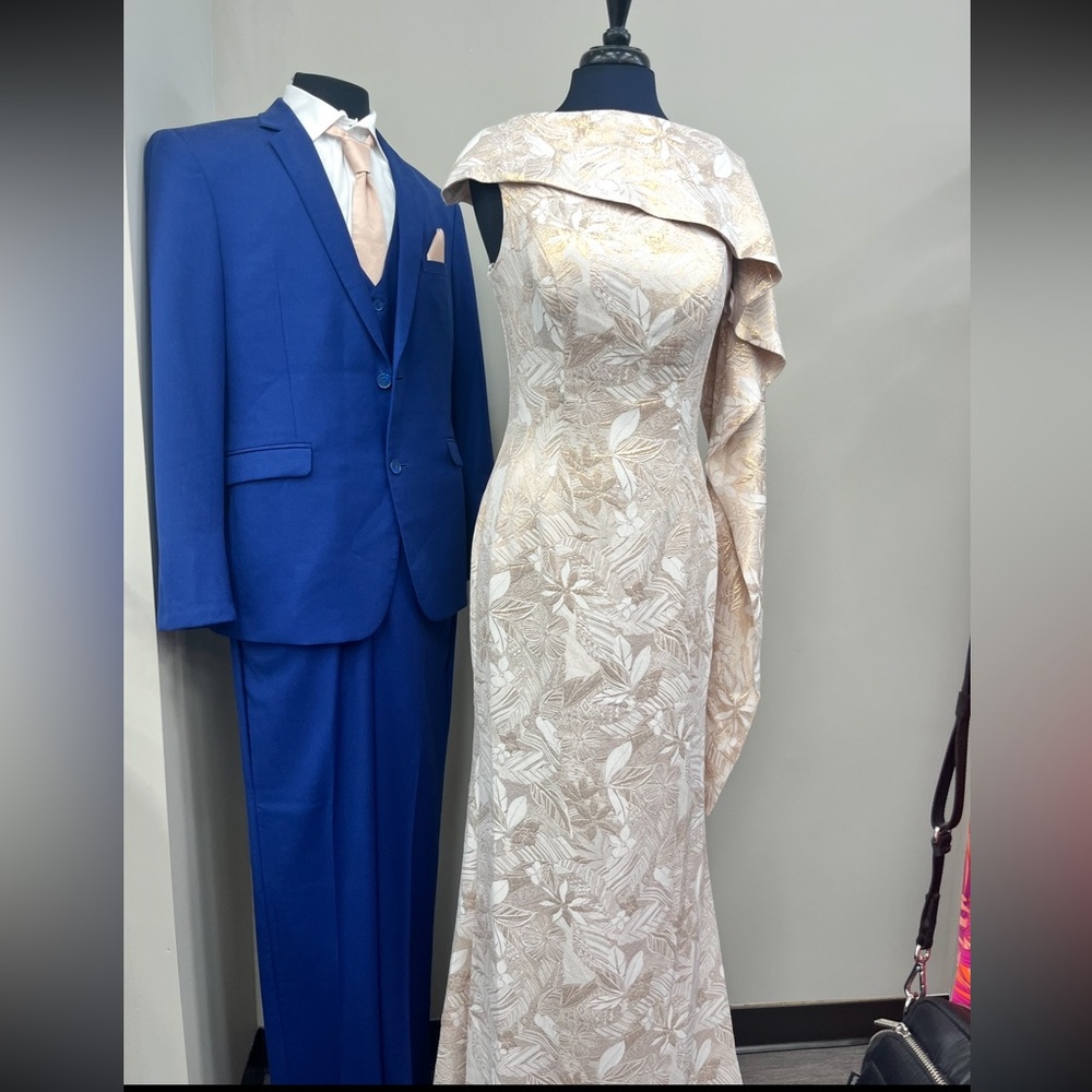Elegant Cream and Gold Mother of Bride/Groom Wedding Dress